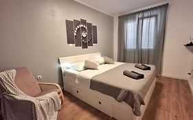 Apartment Be Like
